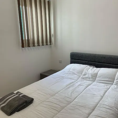 شقة Wonderful Three Bedroom